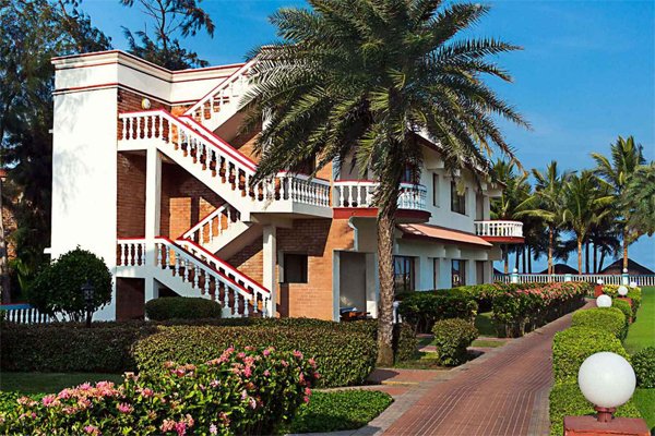 Ideal River View Resort