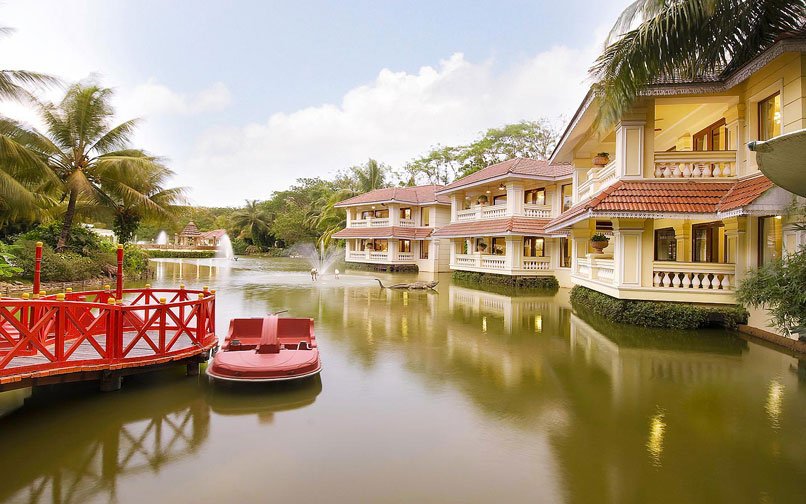 Mayfair Lagoon
