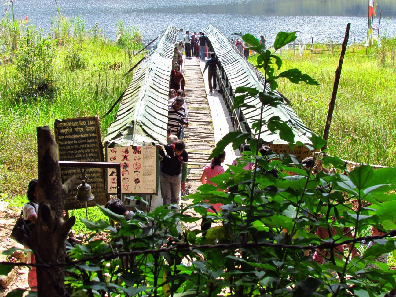 Khecheopalri Lake
