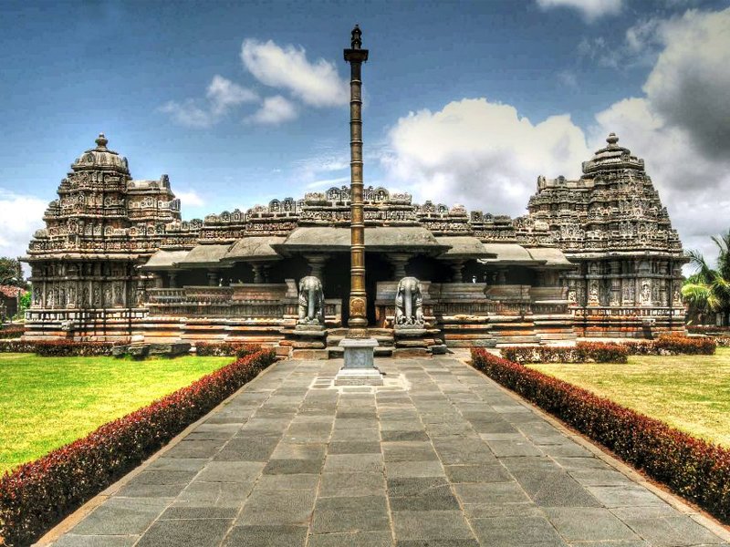 Veera Narayana Temple, Belavadi