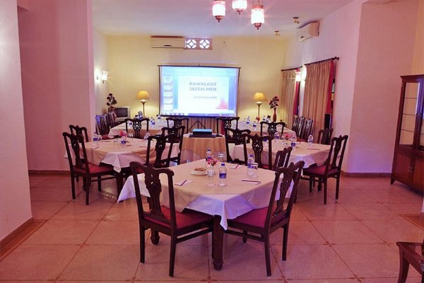 Gateway Hotel Rawalkot