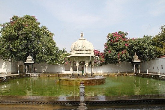 Saheliyon ki Bari: (Garden of the Maids of Honour)
